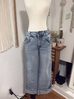 Love Trends Light Wash Wide Leg Cuffed Jeans Pink Bow Pocket Y2K Juniors 11